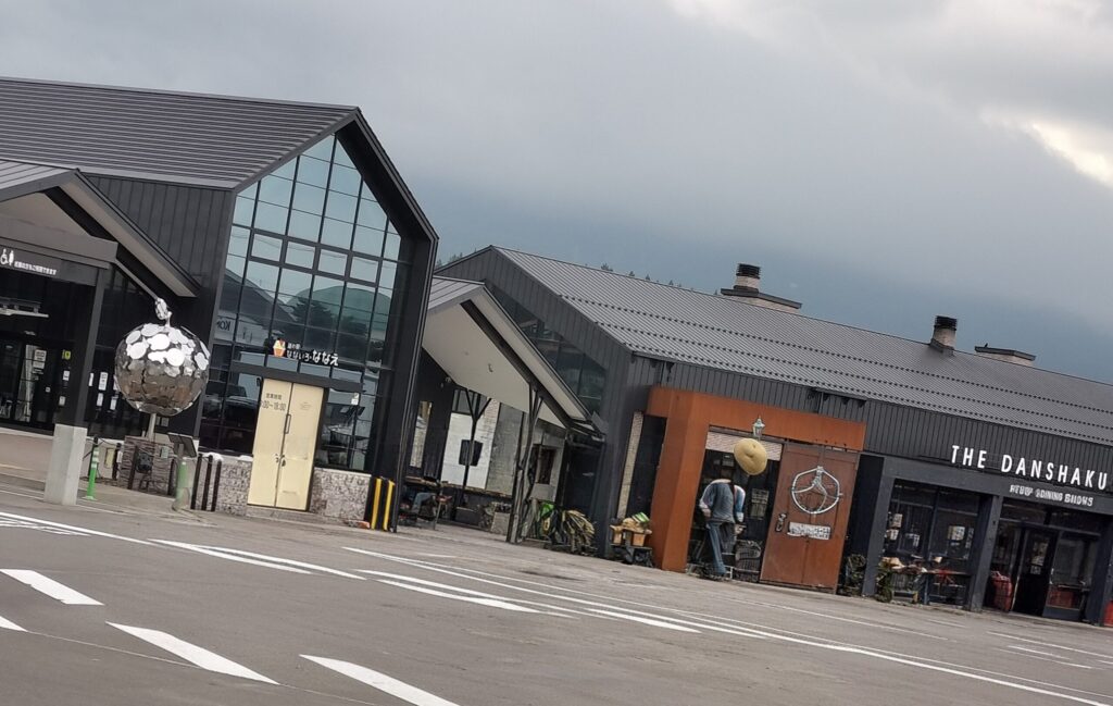 道の駅なないろ・ななえの外観